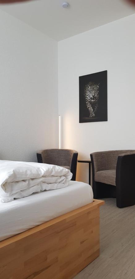 HB 32 Metzingen Hotel Metzingen  Luaran gambar