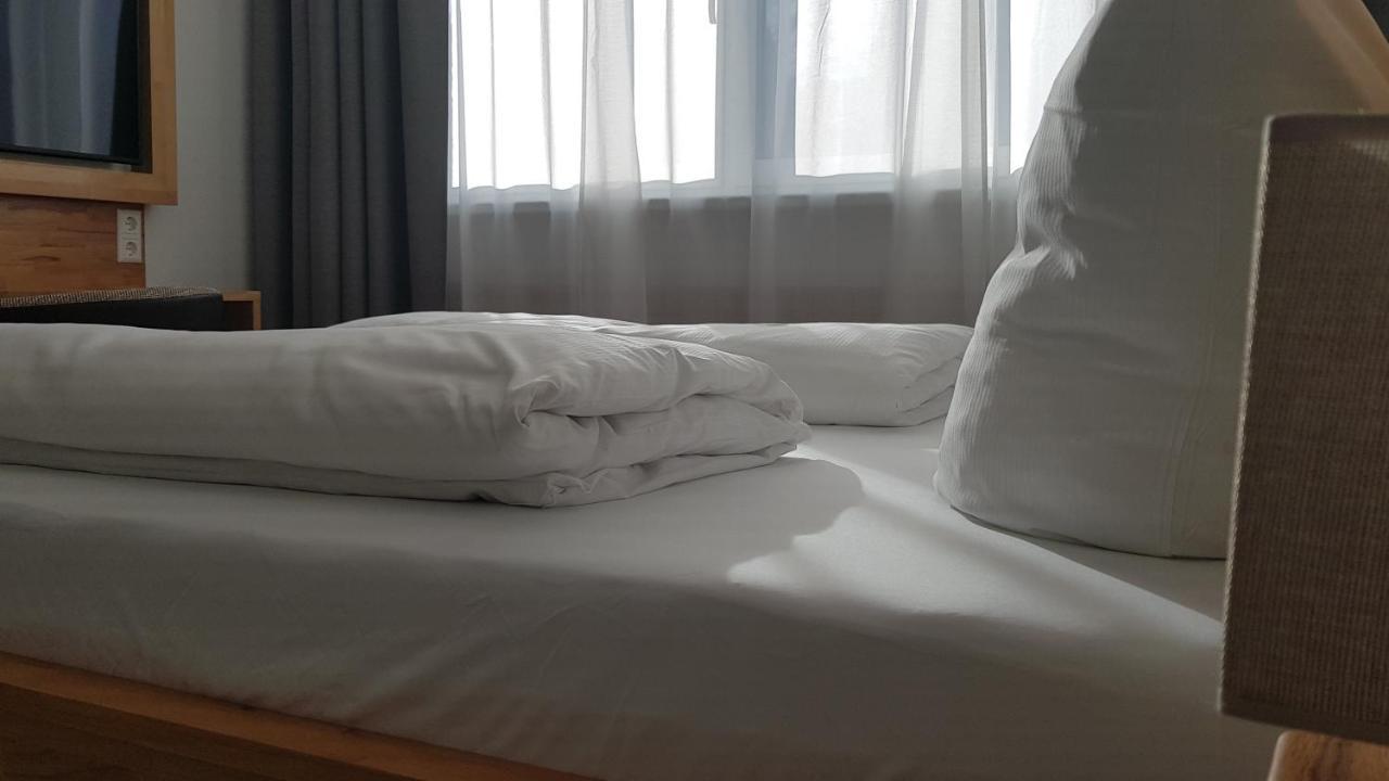 HB 32 Metzingen Hotel Metzingen  Luaran gambar