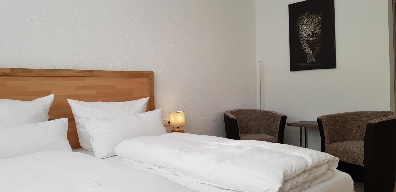 HB 32 Metzingen Hotel Metzingen  Luaran gambar