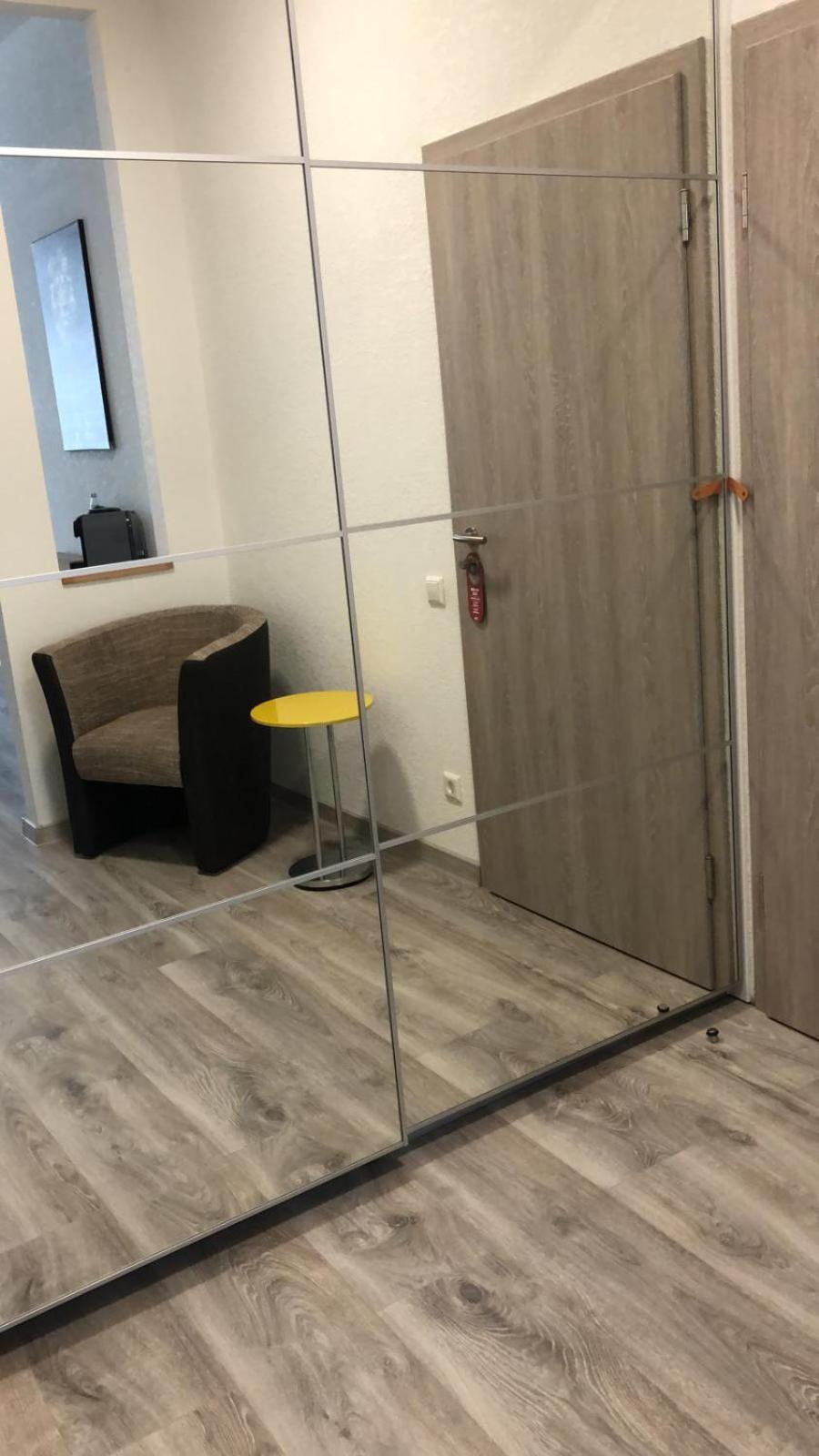 HB 32 Metzingen Hotel Metzingen  Bilik gambar